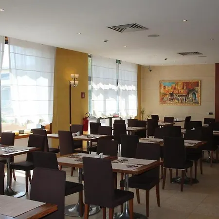 Hotel Mh Fiera 4*