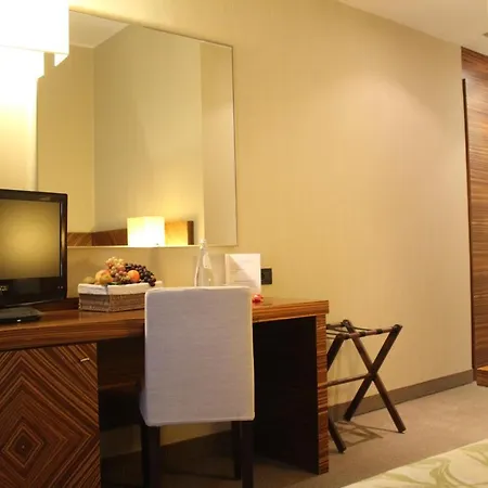 Mh Fiera Hotel Piacenza