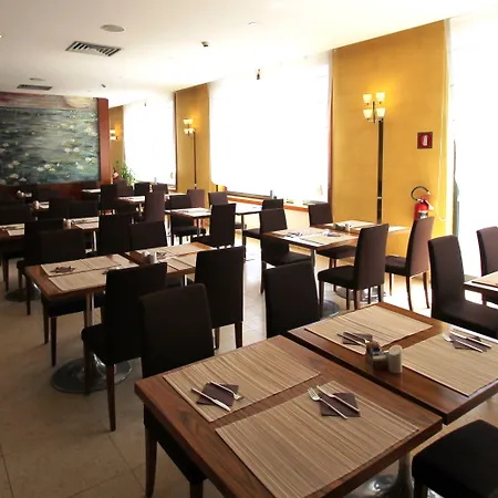 Mh Fiera 4* Πιατσέντζα