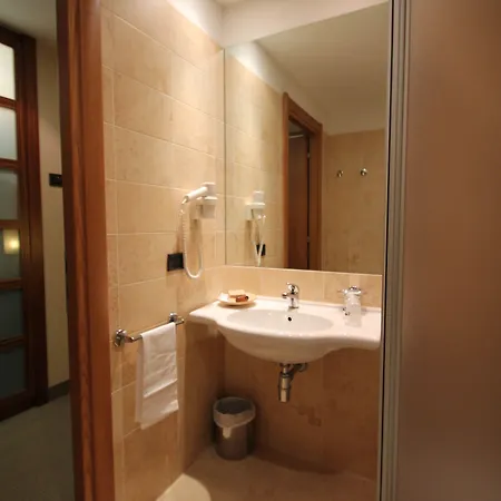 Mh Fiera Ξενοδοχείο Πιατσέντζα