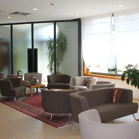 Ξενοδοχείο Mh Fiera 4*