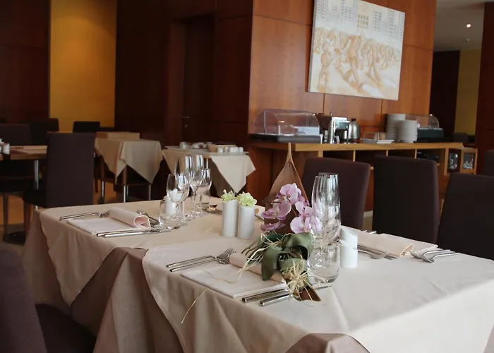 Mh Fiera פיאצ'נצה