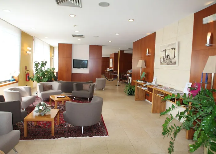 Mh Fiera מלון 4*