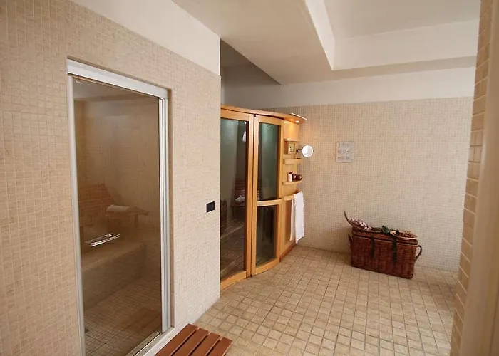 Mh Fiera מלון פיאצ'נצה